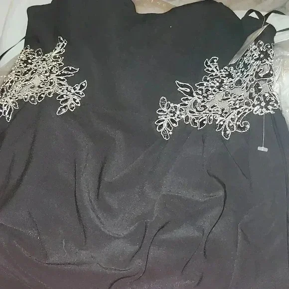 BLONDIE NIGHTS sheath dress - Picture 3 of 9